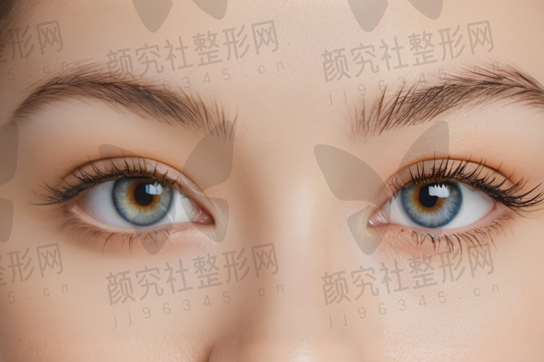 南京维视眼科医院2025年眼科手术收费标准：飞秒激光手术费用为9800元，全飞秒近视手术费用为12800元，全激光手术费用为8800元。