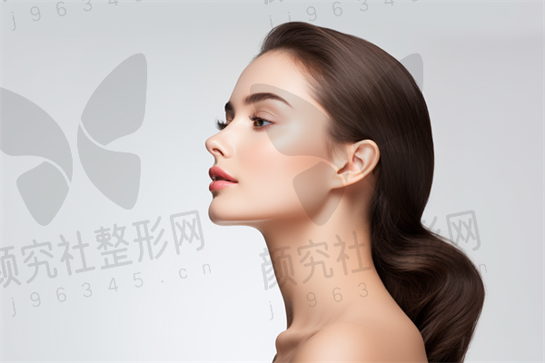 长沙伊百丽医学美肤连锁推出抗衰老水光枪，原价2980元起，现限时优惠仅需1980元起，促销机会不容错过！